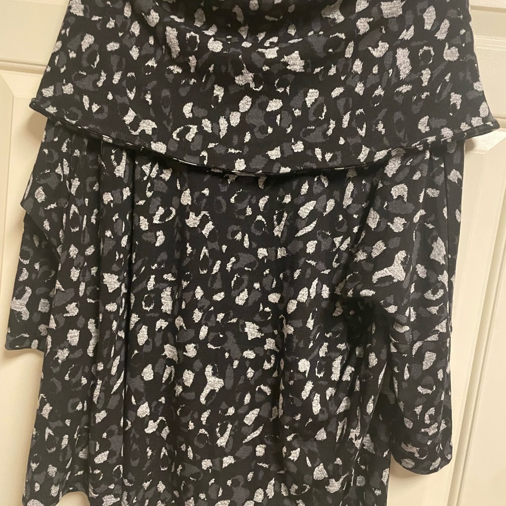 Sympli Monochrome Patterned Blouse